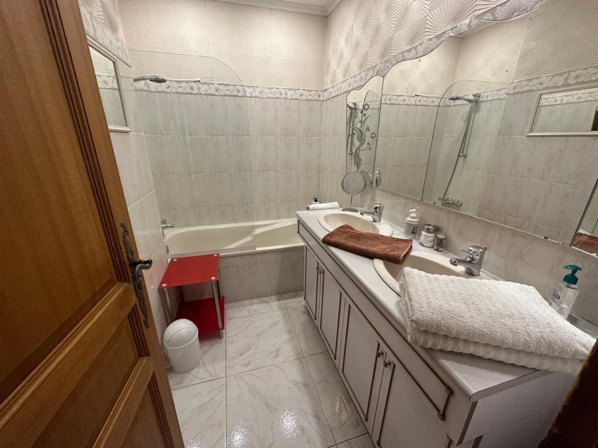Chambre Prive Avec Sdb Privative Λε Κανέ Εξωτερικό φωτογραφία